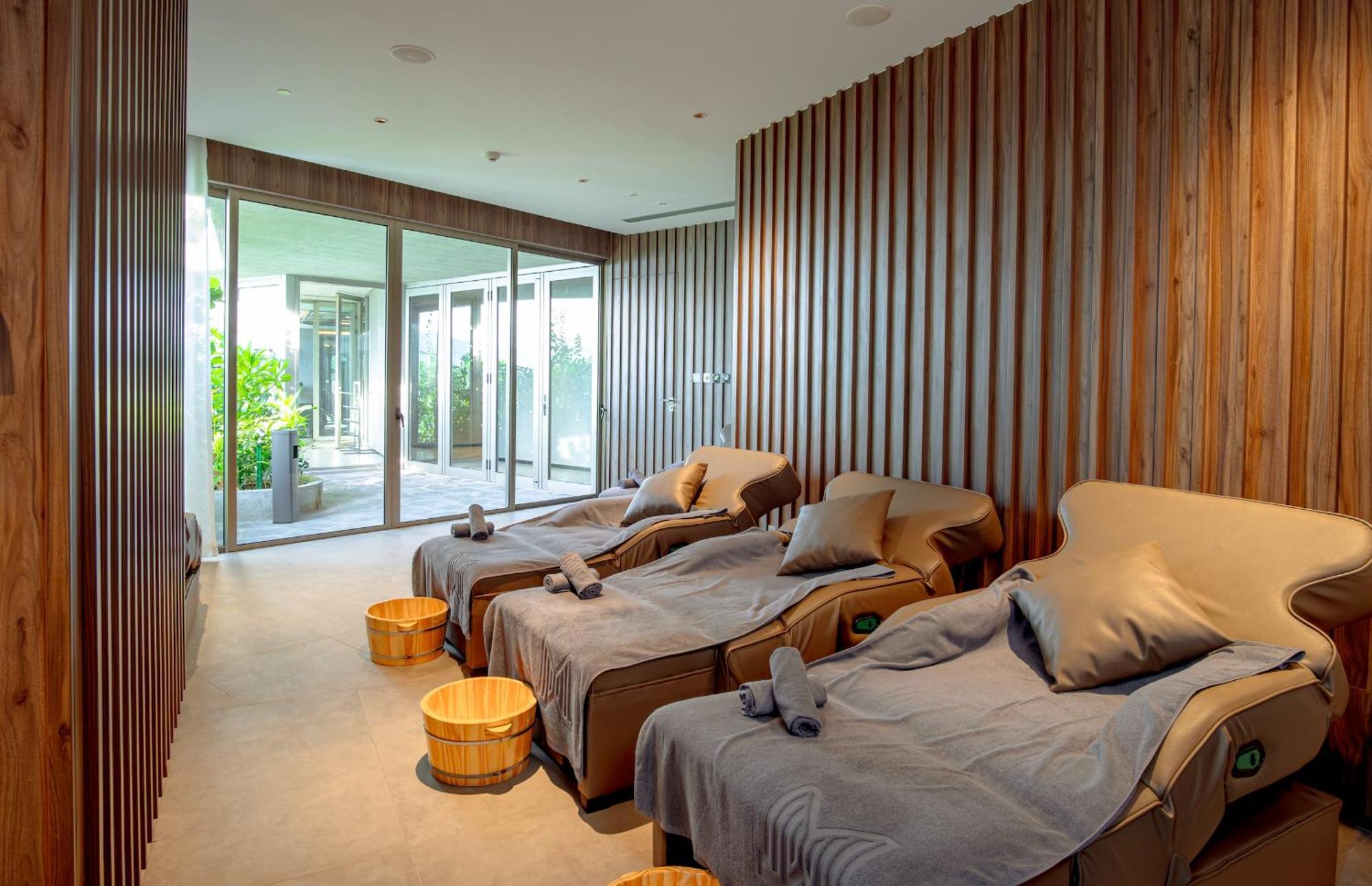 M Hotel Danang Exterior foto The spa at The Landmark